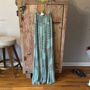 BASH Green Floral Women's dress size 3 (US size Large) Fully lined, flowy